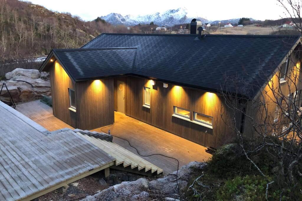 Vikran Seaside Lodge Straumsjoen Buitenkant foto